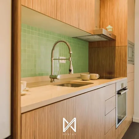 D Joao Iv Apartament *